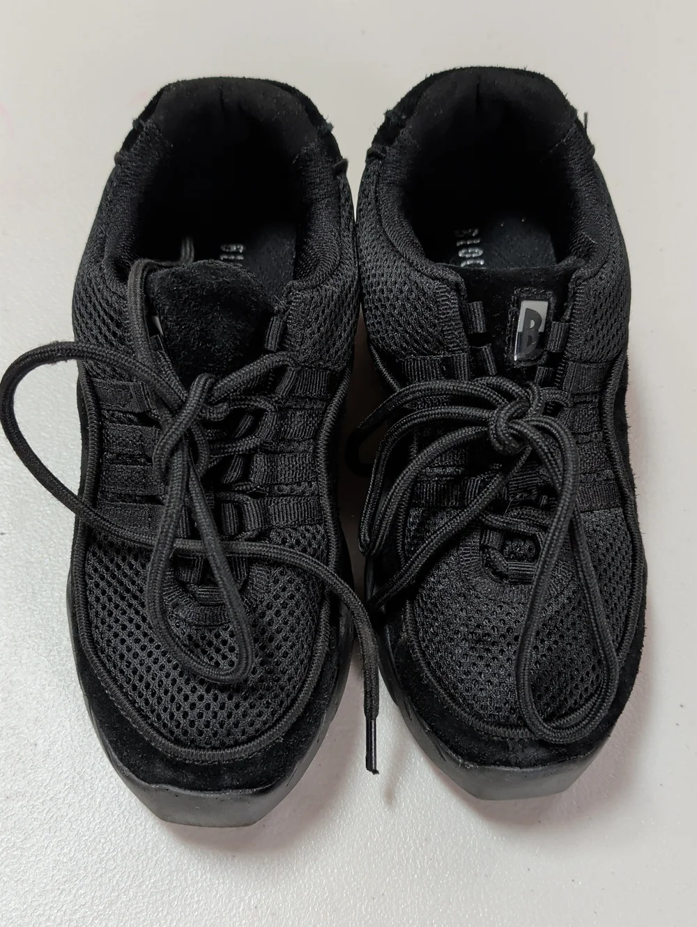 Bloch, Kids Black Hip Hop Sneakers. Size 3